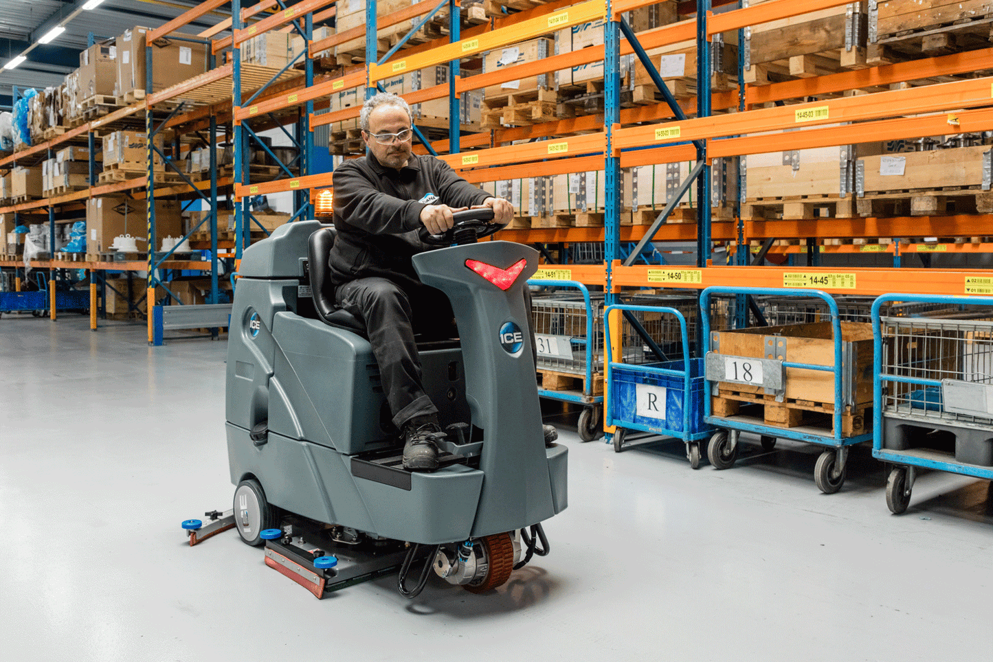 Autolaveuse autoportée ICE RS28-CY - Gamme économique